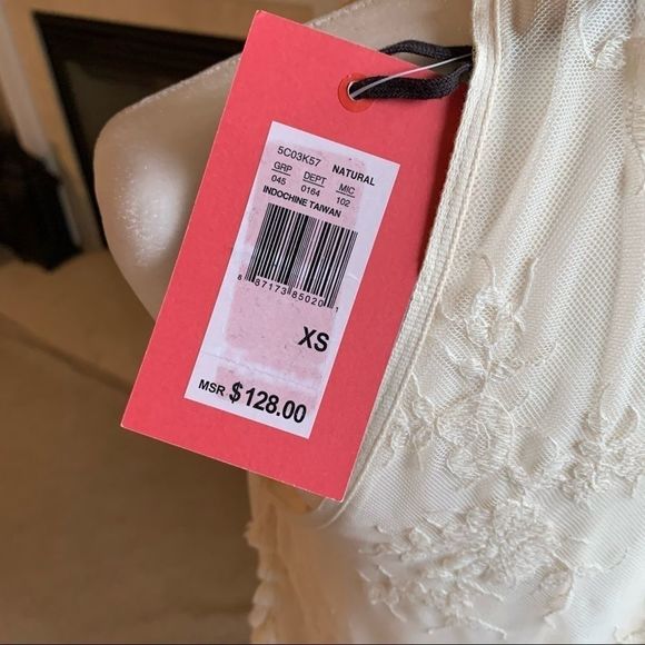 NWT Chelsea & Violet Natural Color Lace Tassel - Picture 15 of 16